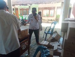 Desa Panca karya kecamatan Ajung membagikan sembako kepada warga 1712 kpm berjalan lancar 